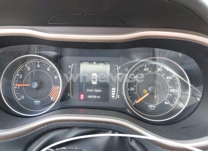 Photo 7 of 2015 Jeep Cherokee LATITUDE (VIN 1C4PJMCS6FW794850)