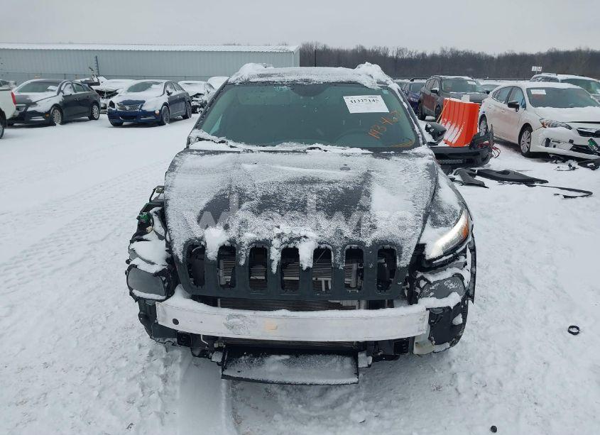 Photo 13 of 2016 Jeep Cherokee LATITUDE (VIN 1C4PJMCS6GW193407)
