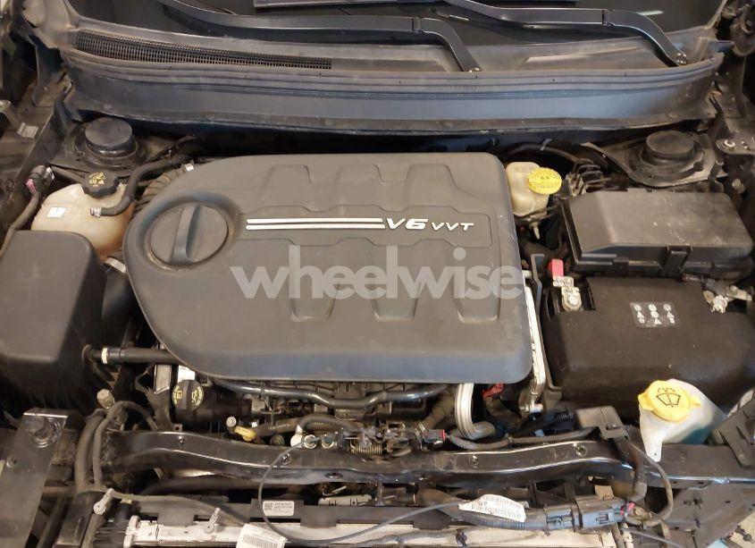 Photo 10 of 2016 Jeep Cherokee ALTITUDE (VIN 1C4PJMCS6GW214045)