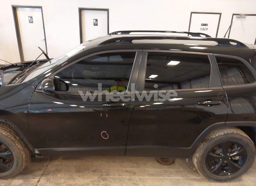 Photo 14 of 2016 Jeep Cherokee ALTITUDE (VIN 1C4PJMCS6GW214045)