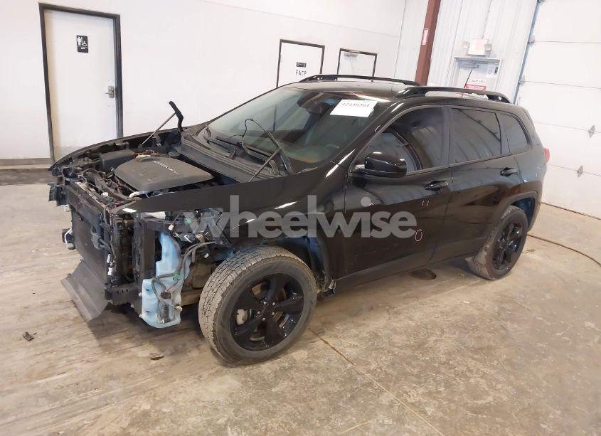 Photo 2 of 2016 Jeep Cherokee ALTITUDE (VIN 1C4PJMCS6GW214045)