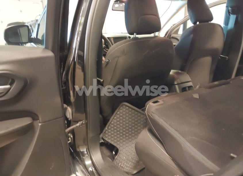 Photo 5 of 2016 Jeep Cherokee ALTITUDE (VIN 1C4PJMCS6GW214045)