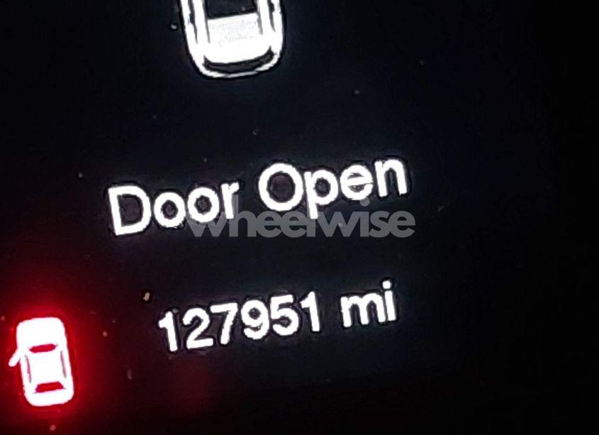 Photo 16 of 2016 Jeep Cherokee 75TH ANNIVERSARY (VIN 1C4PJMCS6GW321256)