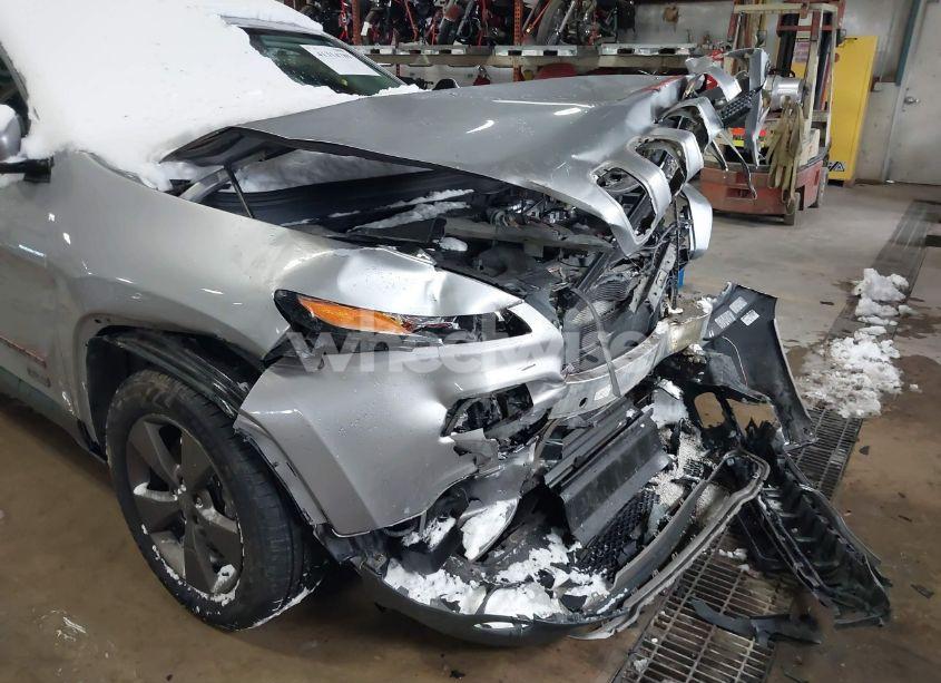 Photo 18 of 2016 Jeep Cherokee 75TH ANNIVERSARY (VIN 1C4PJMCS6GW321256)