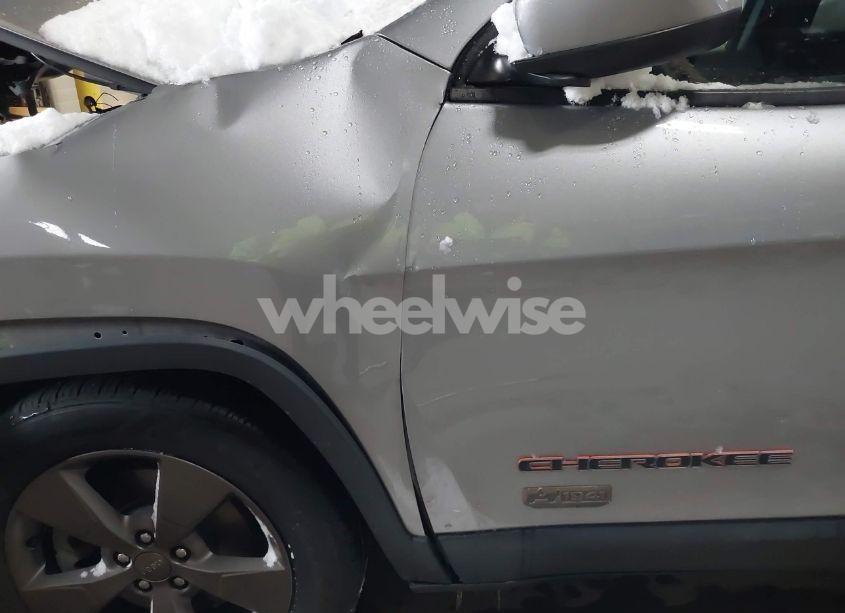 Photo 22 of 2016 Jeep Cherokee 75TH ANNIVERSARY (VIN 1C4PJMCS6GW321256)