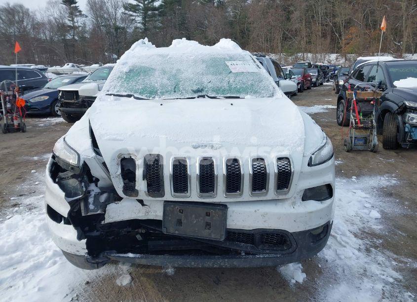 Photo 12 of 2016 Jeep Cherokee LATITUDE (VIN 1C4PJMCS6GW334864)