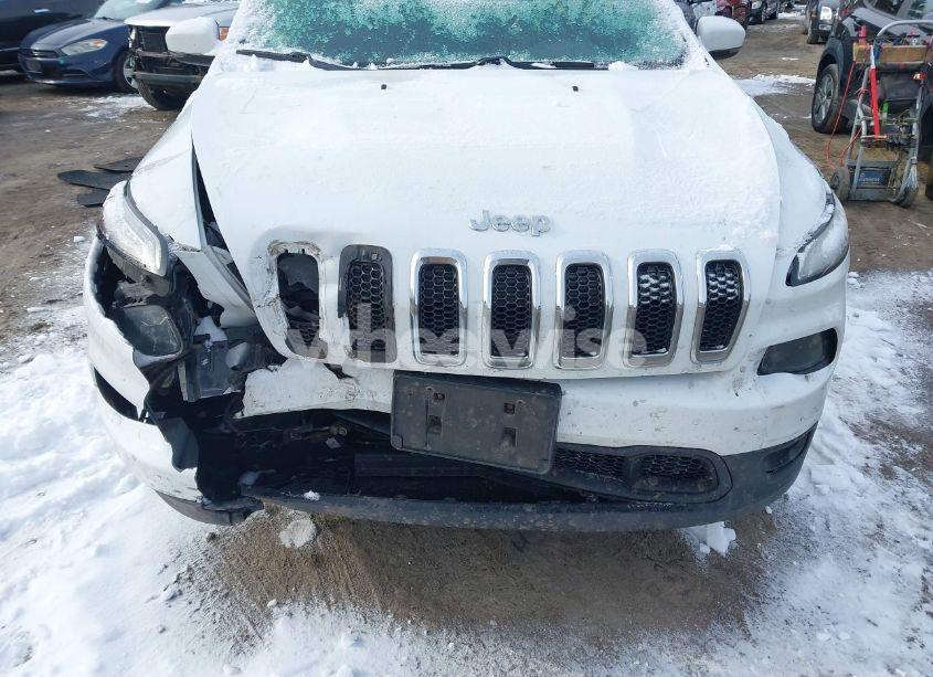 Photo 6 of 2016 Jeep Cherokee LATITUDE (VIN 1C4PJMCS6GW334864)