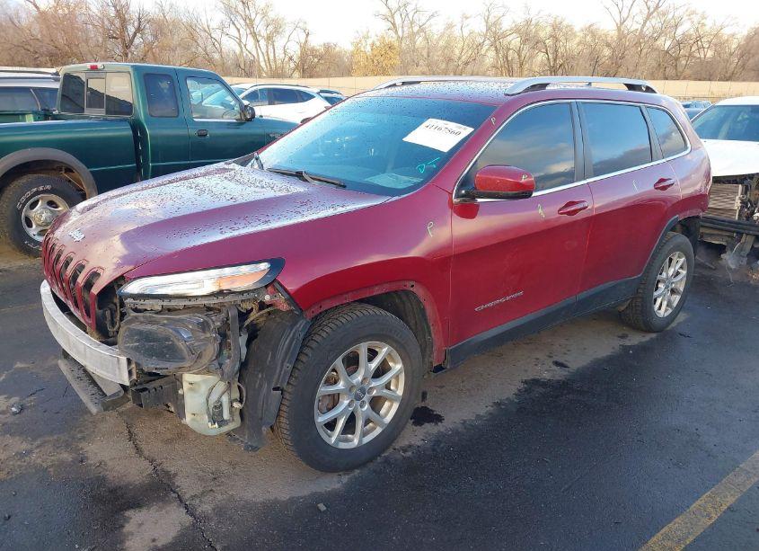 Photo 2 of 2017 Jeep Cherokee LATITUDE 4X4 (VIN 1C4PJMCS6HW544933)