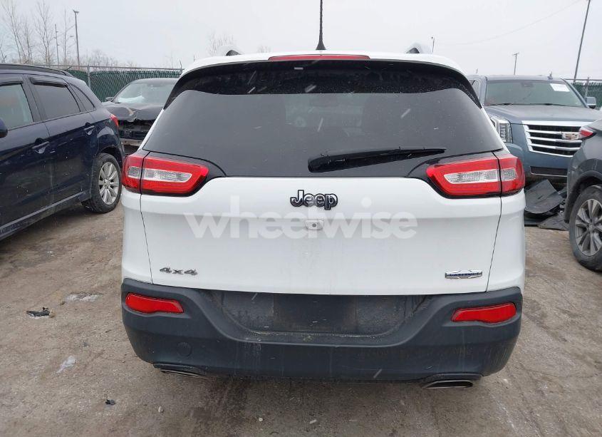 Photo 16 of 2017 Jeep Cherokee LATITUDE 4X4 (VIN 1C4PJMCS6HW599754)