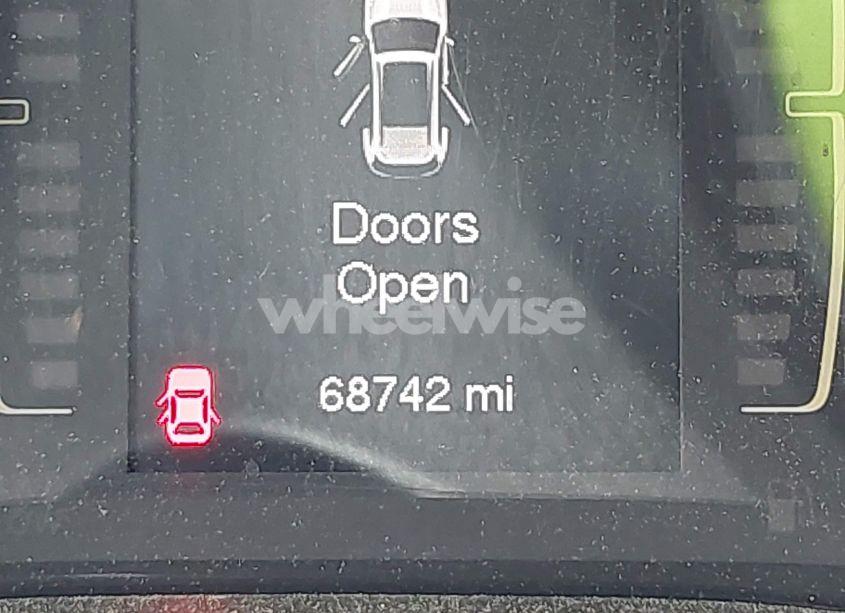 Photo 15 of 2017 Jeep Cherokee LATITUDE 4X4 (VIN 1C4PJMCS6HW649441)