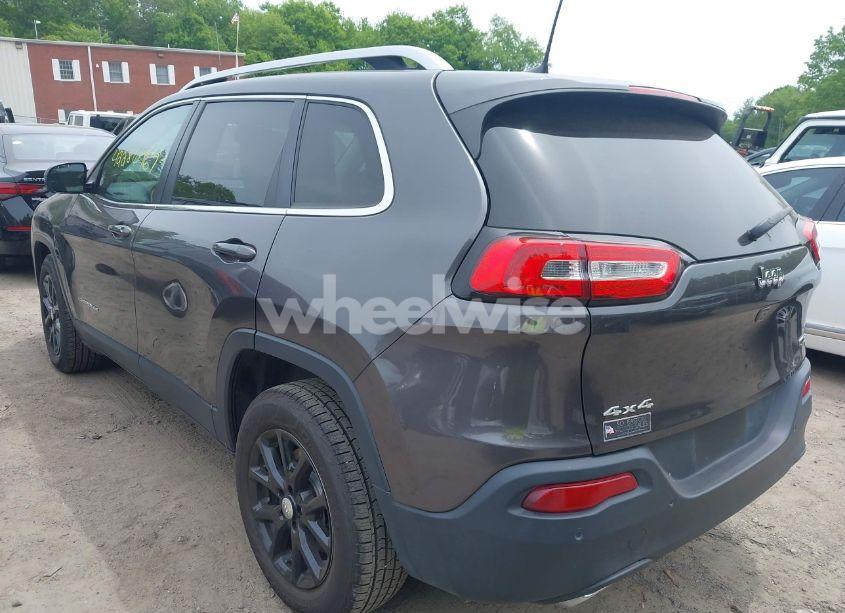 Photo 3 of 2017 Jeep Cherokee LATITUDE 4X4 (VIN 1C4PJMCS6HW649441)