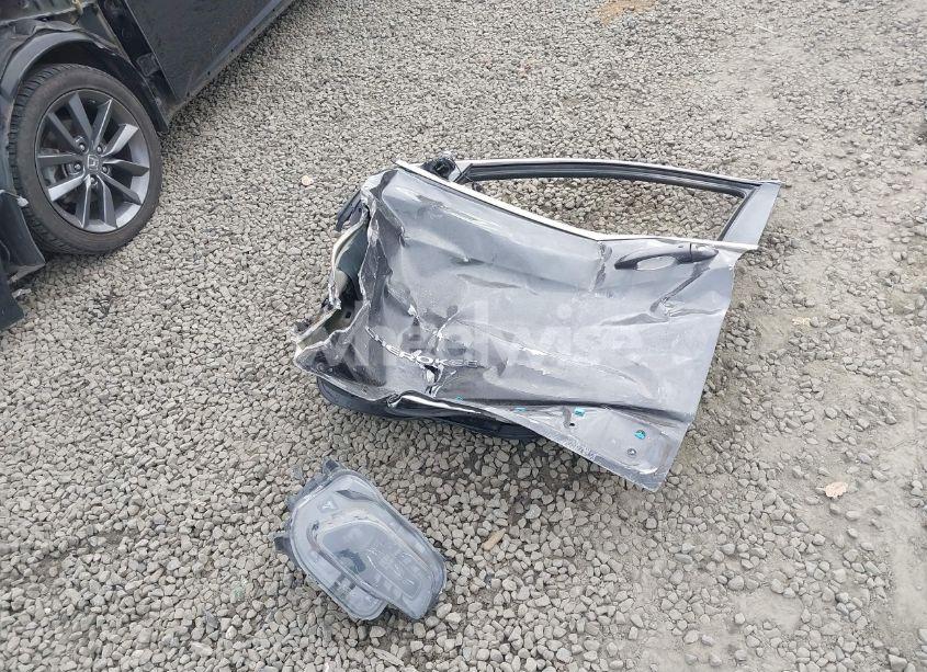 Photo 12 of 2014 Jeep Cherokee LATITUDE (VIN 1C4PJMCS7EW150787)