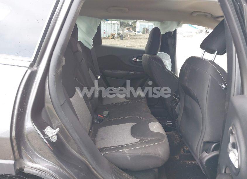 Photo 8 of 2014 Jeep Cherokee LATITUDE (VIN 1C4PJMCS7EW150787)