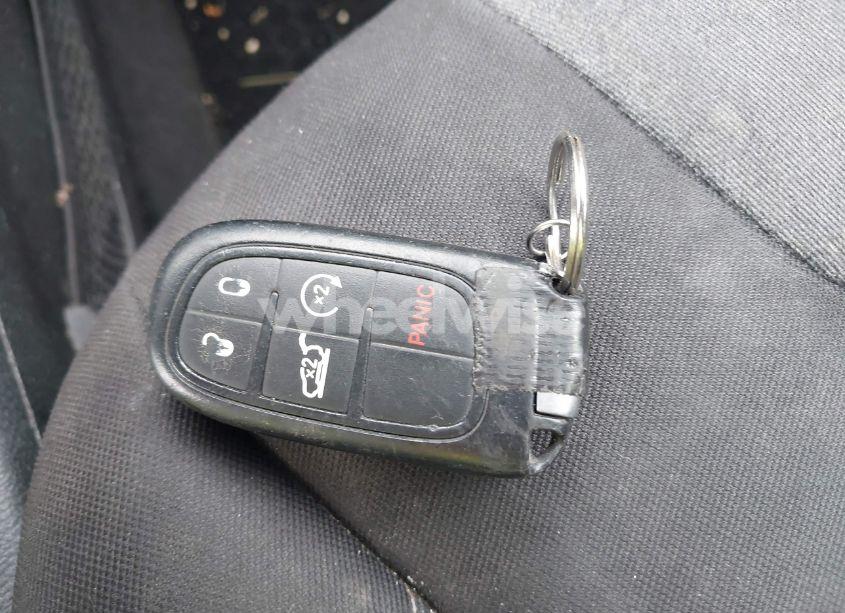 Photo 11 of 2014 Jeep Cherokee LATITUDE (VIN 1C4PJMCS7EW162342)