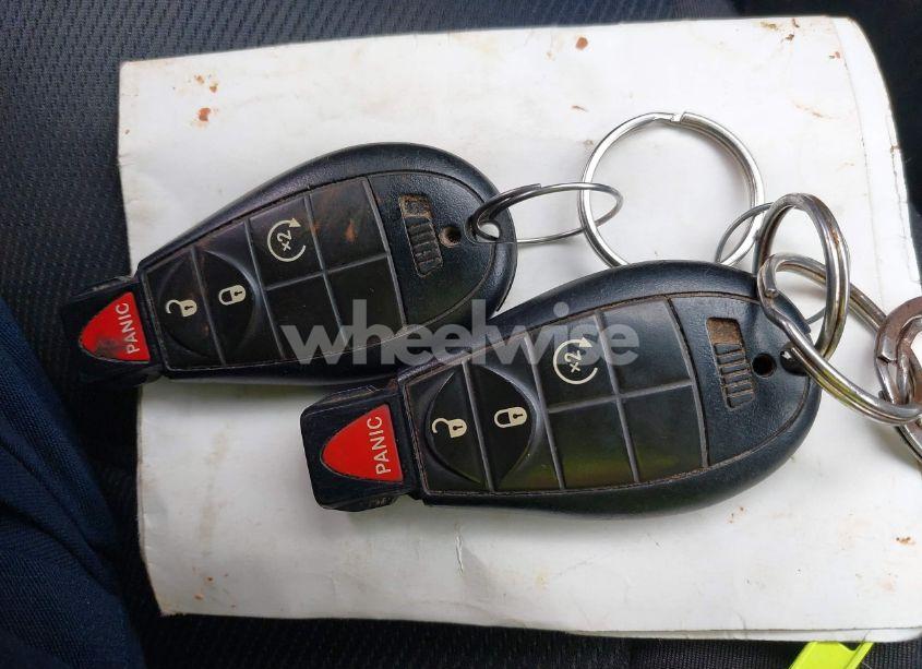 Photo 11 of 2014 Jeep Cherokee LATITUDE (VIN 1C4PJMCS7EW196765)