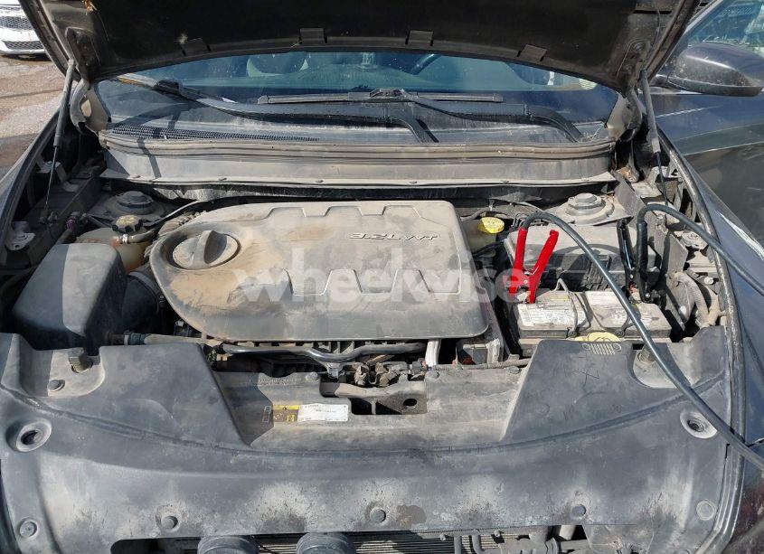 Photo 10 of 2014 Jeep Cherokee LATITUDE (VIN 1C4PJMCS7EW211264)