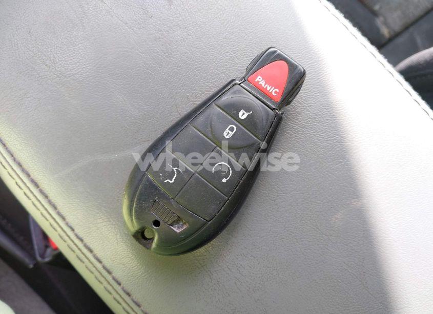 Photo 11 of 2014 Jeep Cherokee LATITUDE (VIN 1C4PJMCS7EW211264)