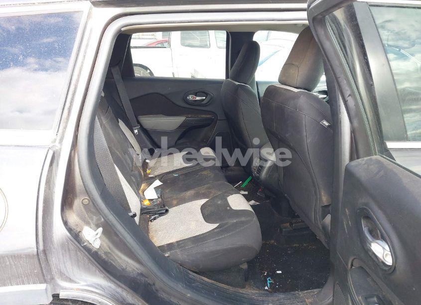 Photo 8 of 2014 Jeep Cherokee LATITUDE (VIN 1C4PJMCS7EW211264)