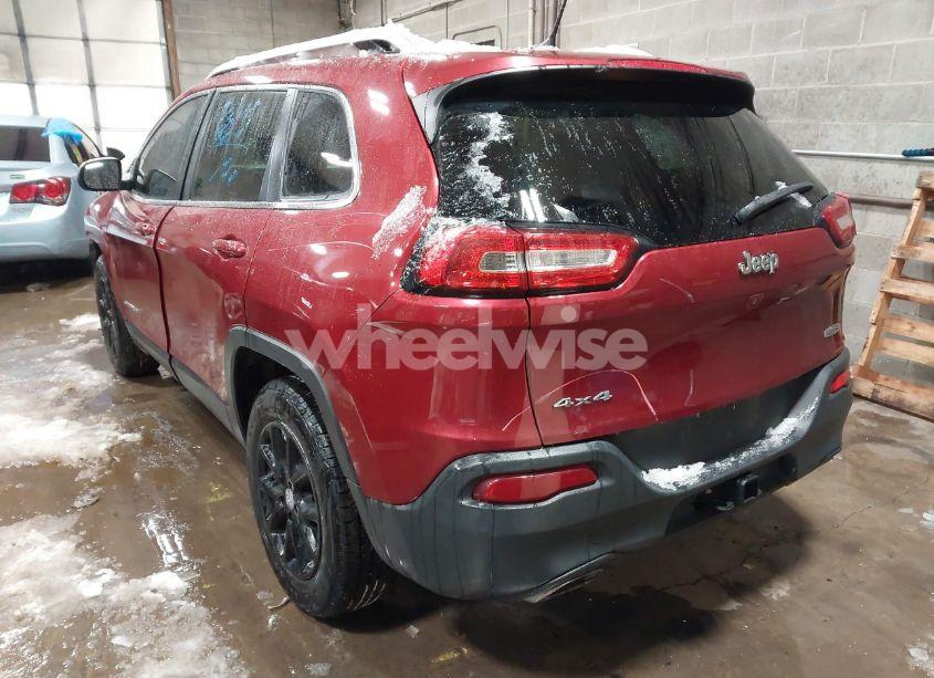 Photo 3 of 2015 Jeep Cherokee LATITUDE (VIN 1C4PJMCS7FW534876)