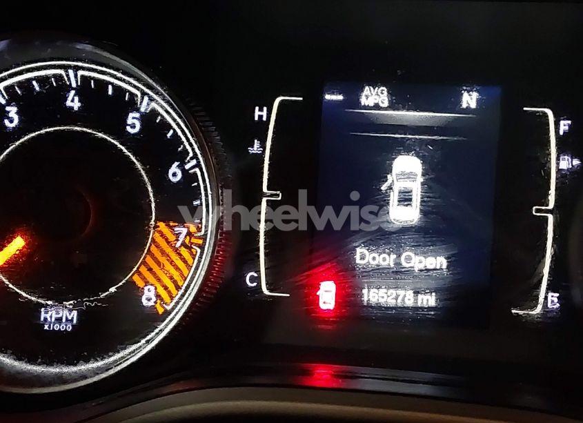 Photo 7 of 2015 Jeep Cherokee LATITUDE (VIN 1C4PJMCS7FW534876)