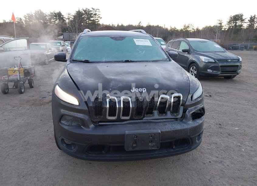Photo 12 of 2015 Jeep Cherokee LATITUDE (VIN 1C4PJMCS7FW541214)