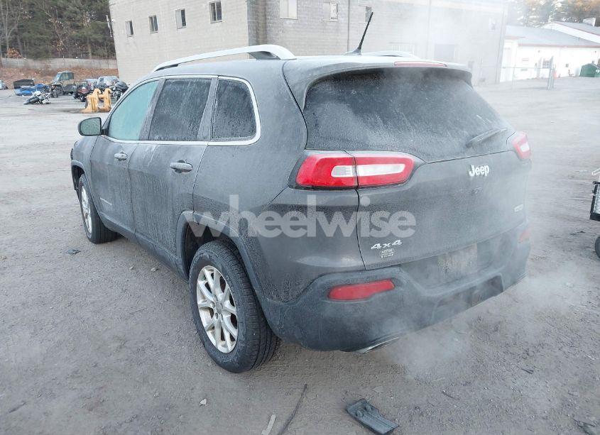 Photo 3 of 2015 Jeep Cherokee LATITUDE (VIN 1C4PJMCS7FW541214)