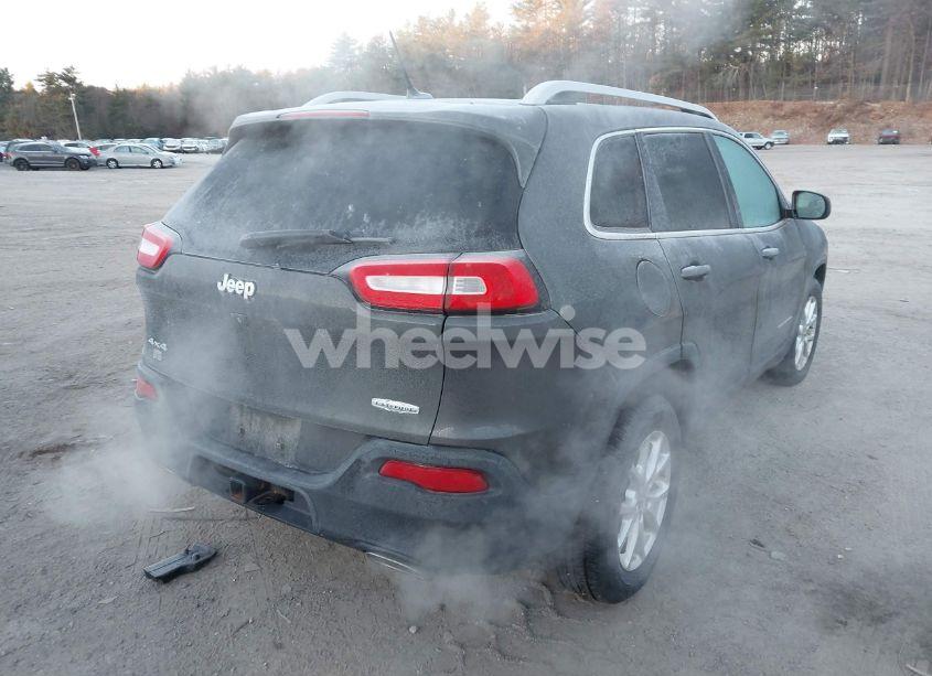 Photo 4 of 2015 Jeep Cherokee LATITUDE (VIN 1C4PJMCS7FW541214)