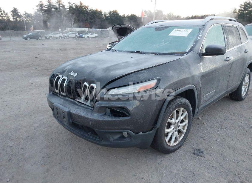 Photo 6 of 2015 Jeep Cherokee LATITUDE (VIN 1C4PJMCS7FW541214)