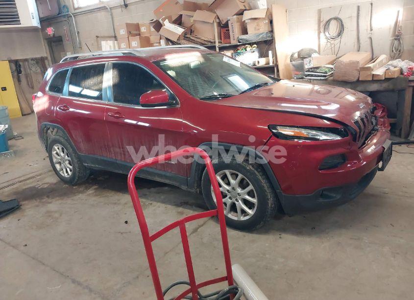 2015 Jeep Cherokee LATITUDE (VIN 1C4PJMCS7FW559681) main photo