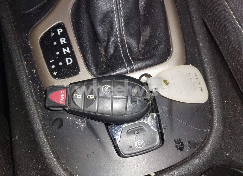 Photo 11 of 2015 Jeep Cherokee LATITUDE (VIN 1C4PJMCS7FW559681)