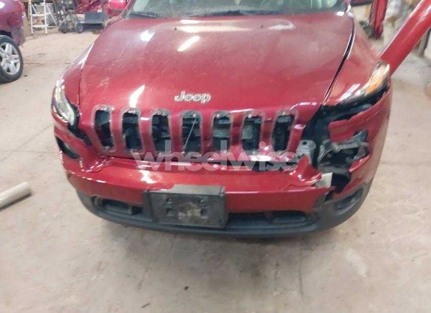 Photo 6 of 2015 Jeep Cherokee LATITUDE (VIN 1C4PJMCS7FW559681)