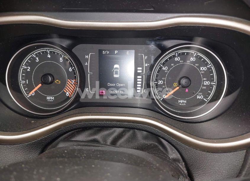 Photo 7 of 2015 Jeep Cherokee LATITUDE (VIN 1C4PJMCS7FW559681)