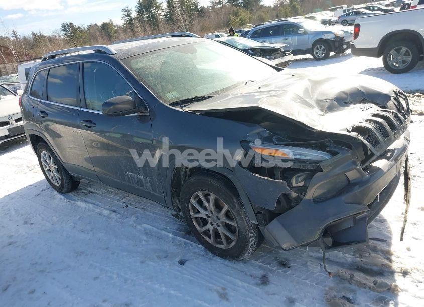 2015 Jeep Cherokee LATITUDE (VIN 1C4PJMCS7FW664897) main photo
