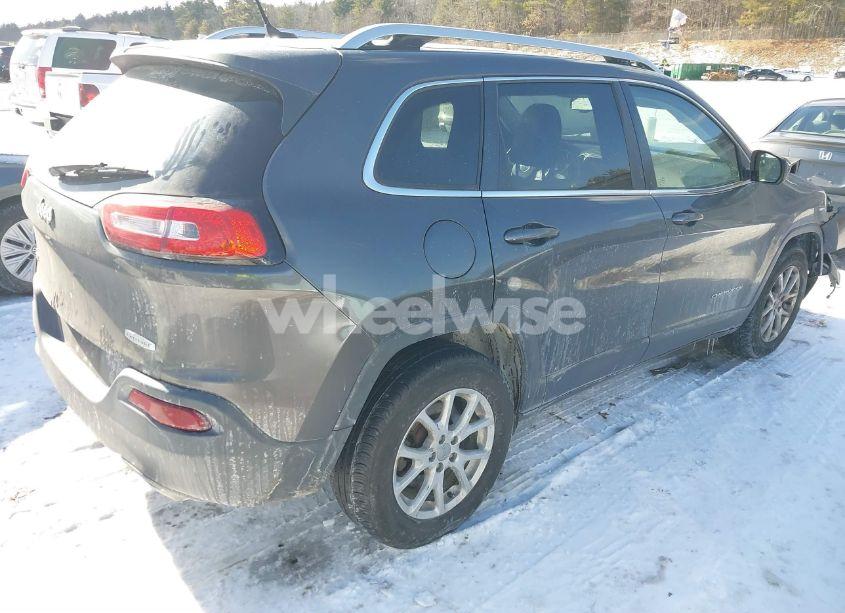 Photo 4 of 2015 Jeep Cherokee LATITUDE (VIN 1C4PJMCS7FW664897)