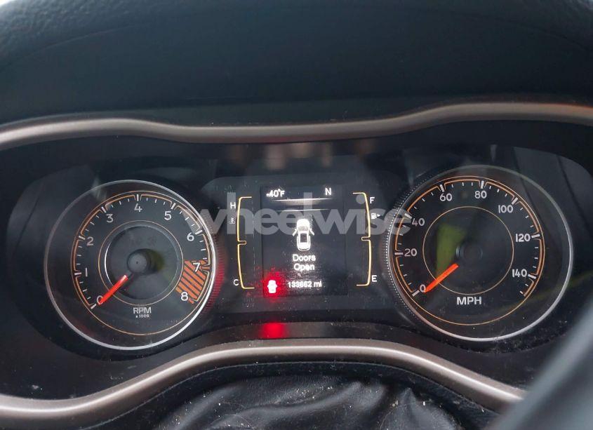 Photo 7 of 2015 Jeep Cherokee NORTH (VIN 1C4PJMCS7FW684955)