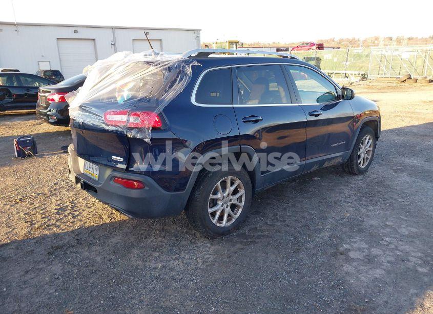 Photo 4 of 2015 Jeep Cherokee LATITUDE (VIN 1C4PJMCS7FW725505)