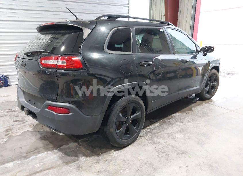 Photo 4 of 2015 Jeep Cherokee LATITUDE ALTITUDE (VIN 1C4PJMCS7FW727626)
