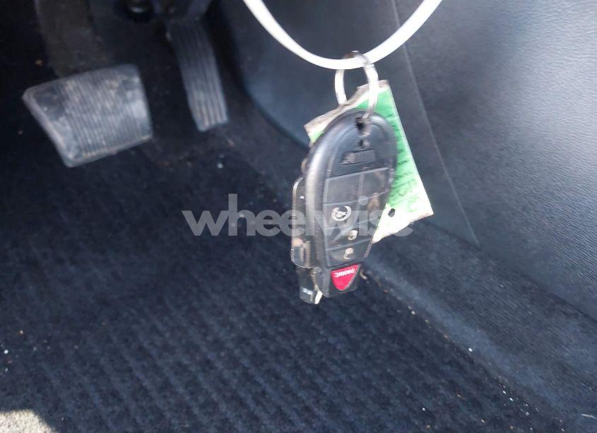 Photo 11 of 2015 Jeep Cherokee LATITUDE (VIN 1C4PJMCS7FW745348)