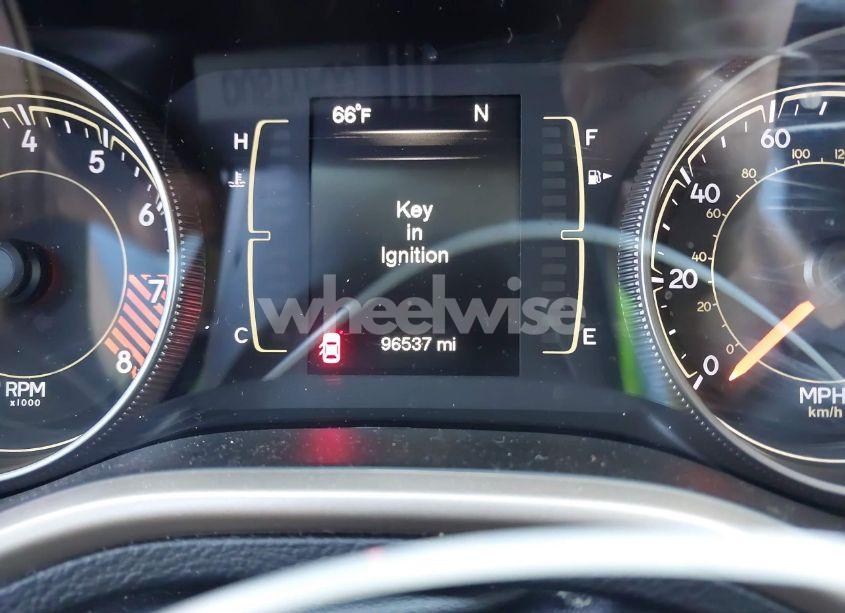 Photo 7 of 2015 Jeep Cherokee LATITUDE (VIN 1C4PJMCS7FW745348)