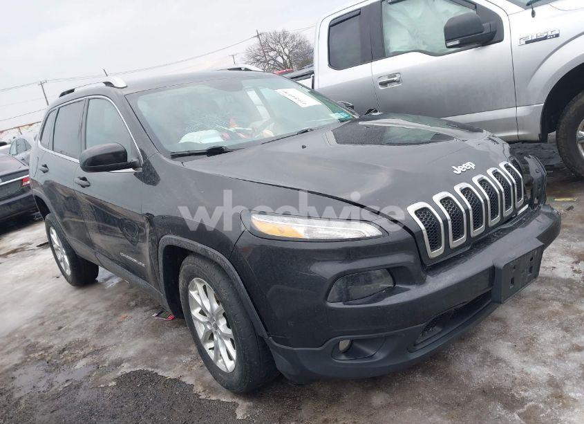 2015 Jeep Cherokee LATITUDE (VIN 1C4PJMCS7FW795294) main photo