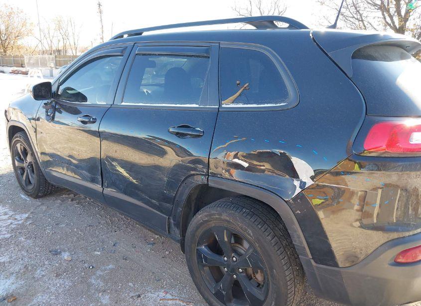 Photo 6 of 2016 Jeep Cherokee ALTITUDE (VIN 1C4PJMCS7GW114701)