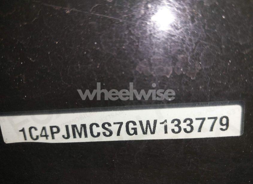 Photo 17 of 2016 Jeep Cherokee LATITUDE (VIN 1C4PJMCS7GW133779)