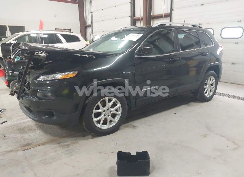 Photo 2 of 2016 Jeep Cherokee NORTH (VIN 1C4PJMCS7GW213051)