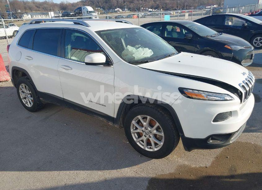 2016 Jeep Cherokee LATITUDE (VIN 1C4PJMCS7GW239908) main photo