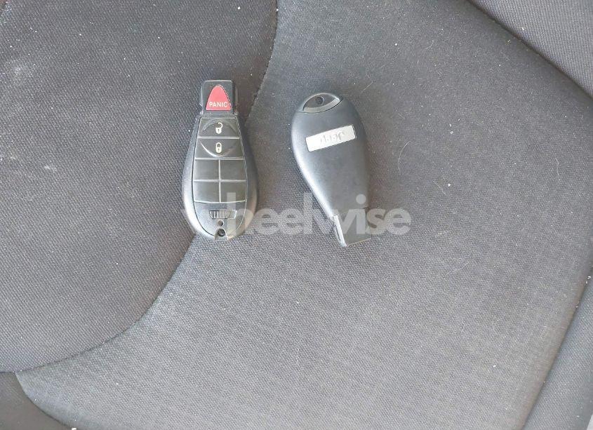 Photo 11 of 2016 Jeep Cherokee LATITUDE (VIN 1C4PJMCS7GW239908)