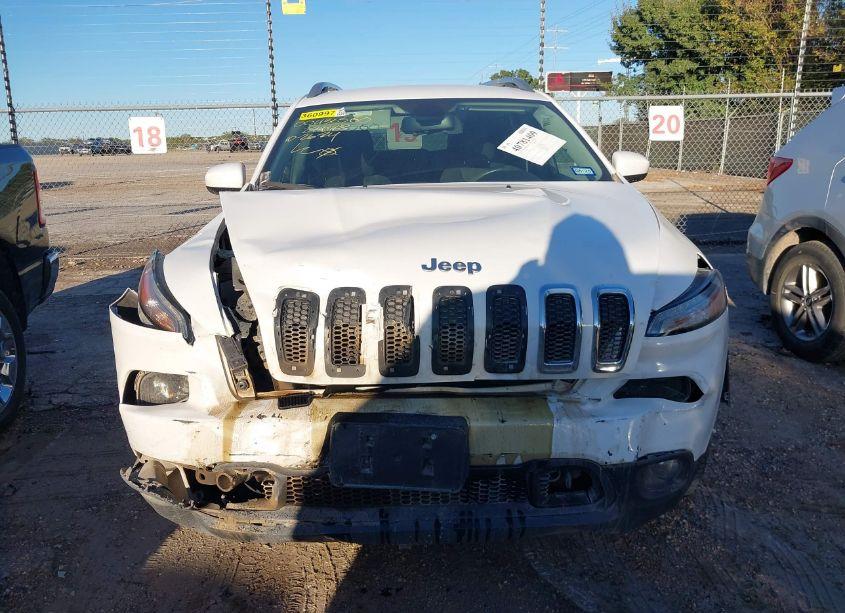 Photo 12 of 2016 Jeep Cherokee LATITUDE (VIN 1C4PJMCS7GW279518)