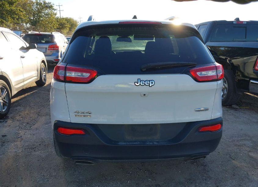 Photo 16 of 2016 Jeep Cherokee LATITUDE (VIN 1C4PJMCS7GW279518)