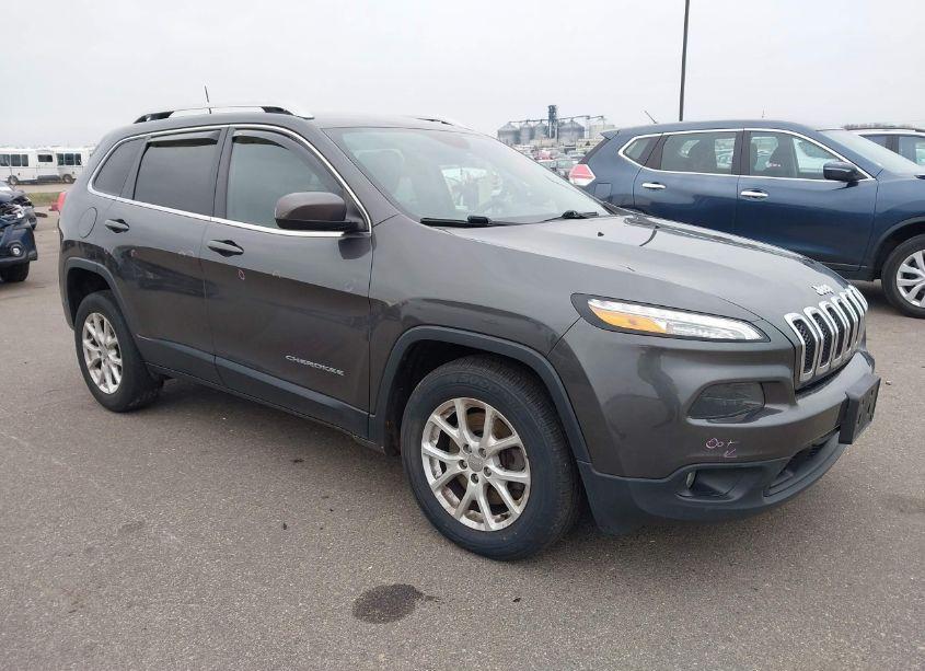 2017 Jeep Cherokee LATITUDE 4X4 (VIN 1C4PJMCS7HW525002) main photo