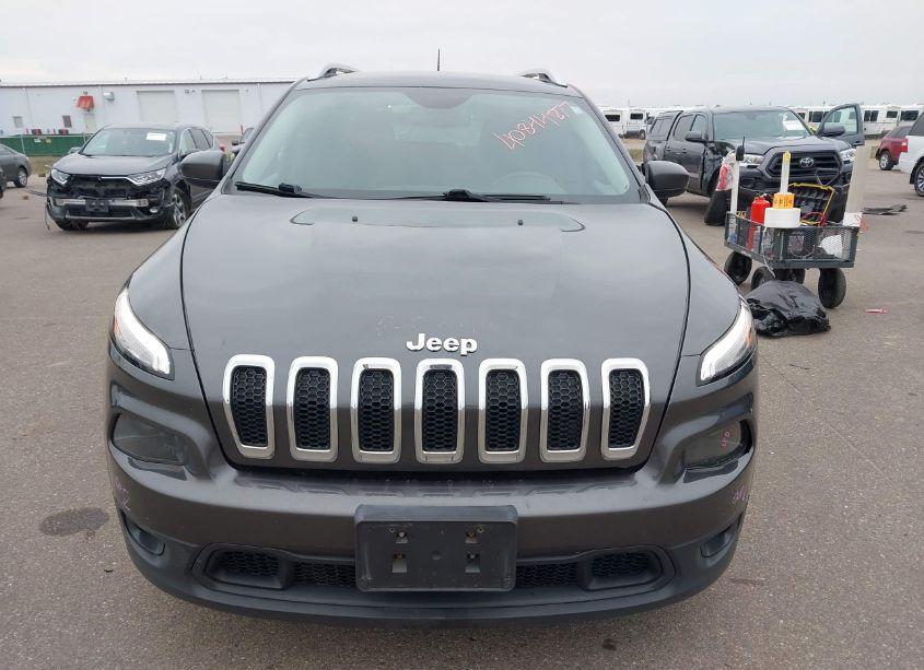 Photo 12 of 2017 Jeep Cherokee LATITUDE 4X4 (VIN 1C4PJMCS7HW525002)
