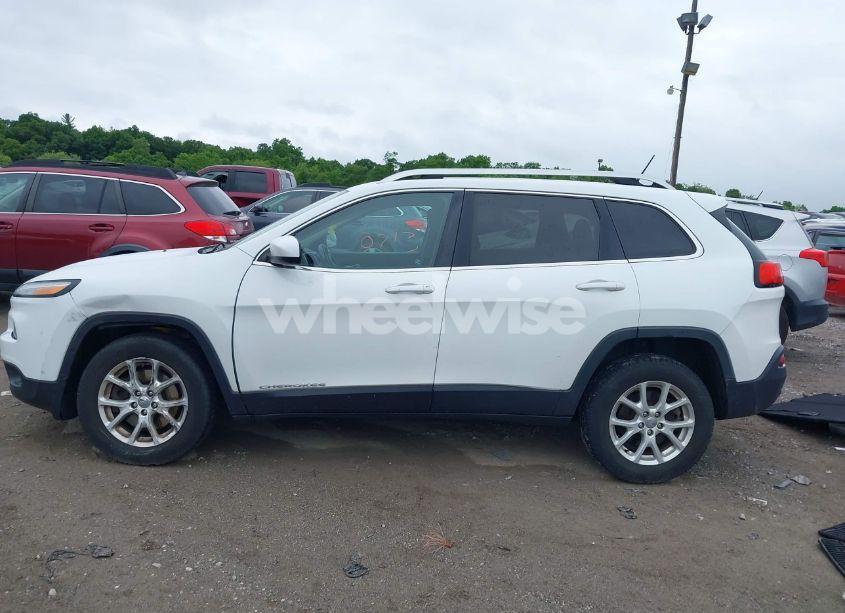 Photo 14 of 2014 Jeep Cherokee LATITUDE (VIN 1C4PJMCS8EW125834)